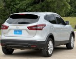Used 2021 Nissan Rogue Sport S image 5
