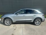 Certified 2025 Porsche Macan image 2