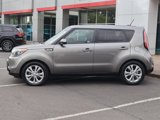 Used 2016 Kia Soul + image 3