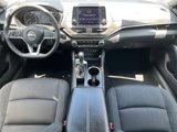 Used 2023 Nissan Altima 2.5 SV image 4