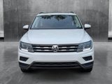 Used 2019 Volkswagen Tiguan SE w/ Panoramic Sunroof Package image 2