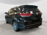 Used 2018 Toyota Highlander XLE image 3
