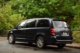 Used 2014 Dodge Grand Caravan SXT image 3