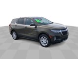Used 2023 Chevrolet Equinox LT image 2