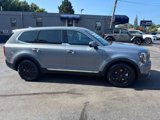 Used 2022 Kia Telluride LX image 2