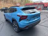 New 2025 Chevrolet Trax RS w/ Sunroof Package image 3