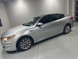 Used 2016 Kia Optima EX image 3