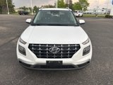 Used 2022 Hyundai Venue SEL image 2