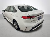 Used 2022 Toyota Corolla LE image 3
