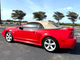 Used 2004 Ford Mustang Deluxe Convertible image 3