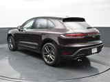 Certified 2023 Porsche Macan image 3