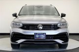 Certified 2024 Volkswagen Tiguan SE R-Line image 3