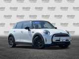 Used 2022 MINI Cooper 4-Door Hardtop image 2
