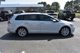 Used 2018 Volkswagen Golf SEL image 4