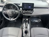 Used 2022 Toyota Corolla LE image 2