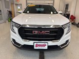 Used 2022 GMC Terrain SLE w/ Driver Convenience Package image 3