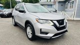 Used 2017 Nissan Rogue SV image 4