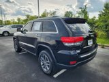 Used 2018 Jeep Grand Cherokee Limited w/ Luxury Group II image 3