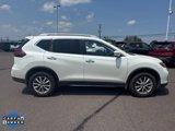 Certified 2018 Nissan Rogue SV image 4