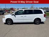 Used 2017 Dodge Grand Caravan SXT image 2