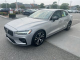 Used 2025 Volvo S60 B5 Core image 4