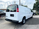 Used 2011 Chevrolet Express 2500 Extended image 4