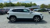 New 2025 Volkswagen Taos SEL image 4