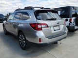 Used 2017 Subaru Outback 2.5i Limited image 3