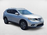 Used 2015 Nissan Rogue SL w/ SL Premium Package image 2