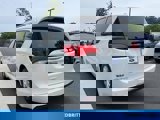 Used 2018 Chrysler Pacifica Touring-L w/ Advanced Safetytec Group image 5