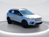Used 2018 Ford Escape SE image 2