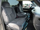Used 2003 GMC Sierra 1500 2WD Regular Cab image 6