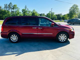 Used 2015 Chrysler Town & Country Touring w/ Driver Convenience Group image 4