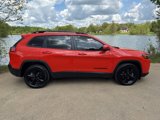 Used 2021 Jeep Cherokee Latitude Plus image 2
