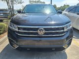 Used 2021 Volkswagen Atlas Cross Sport SE w/ Panoramic Sunroof Package image 2