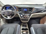 Used 2017 Chrysler Pacifica Touring image 3