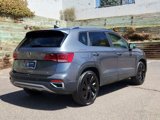 Certified 2024 Volkswagen Taos SE image 3