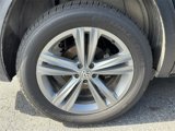 Used 2018 Volkswagen Atlas SE w/ R-Line Package image 4