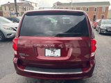Used 2019 Dodge Grand Caravan SE image 4