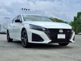 Used 2023 Nissan Altima 2.5 SR image 2