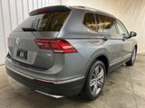 Used 2018 Volkswagen Tiguan SEL Premium image 6