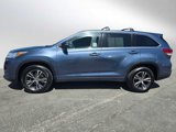 Used 2017 Toyota Highlander LE image 4