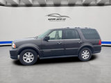 Used 2005 Lincoln Navigator Luxury image 5