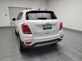 Used 2019 Chevrolet Trax LT w/ LT Convenience Package image 6