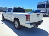 Used 2022 Nissan Frontier SV w/ Technology Package image 3