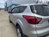 Used 2019 Ford Escape SE image 2