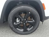 New 2025 Jeep Grand Cherokee Altitude image 6