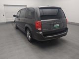 Used 2017 Dodge Grand Caravan SE image 5