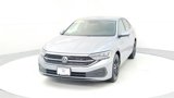 Used 2024 Volkswagen Jetta SE image 2