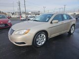 Used 2013 Chrysler 200 LX image 3